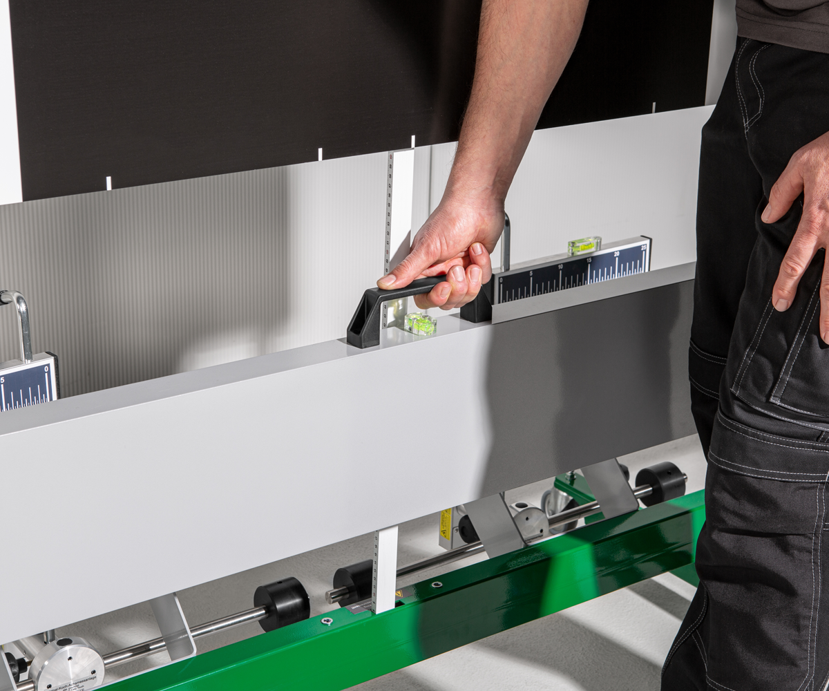 Hella Gutmann CSC-Tool SE with Wheel Modules